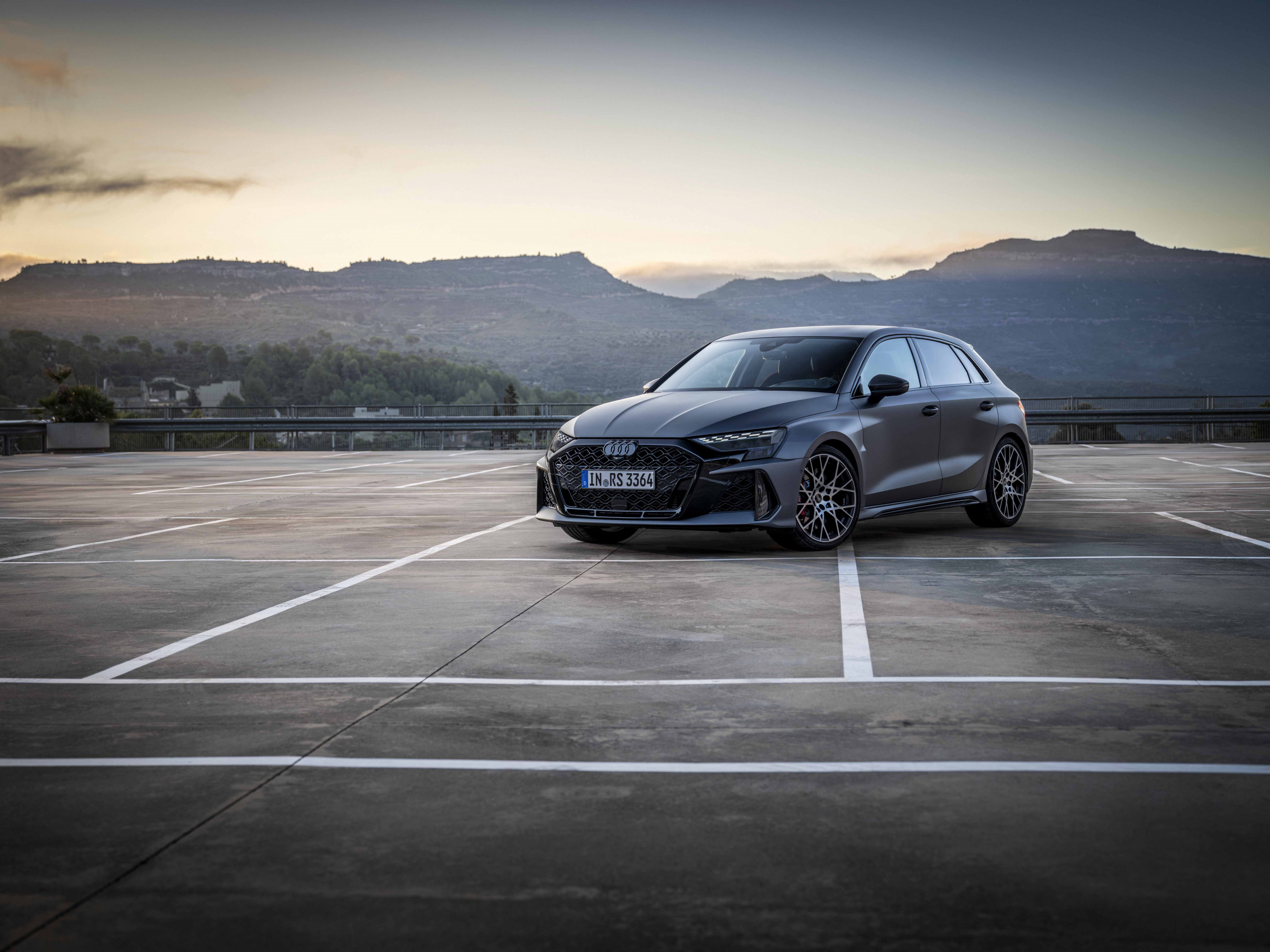 Probamos en Castellolí las mejorías del nuevo Audi RS 3 Sportback y Sedán