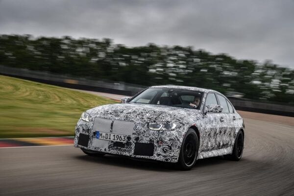 prototipo del BMW M3 2021 en circuito