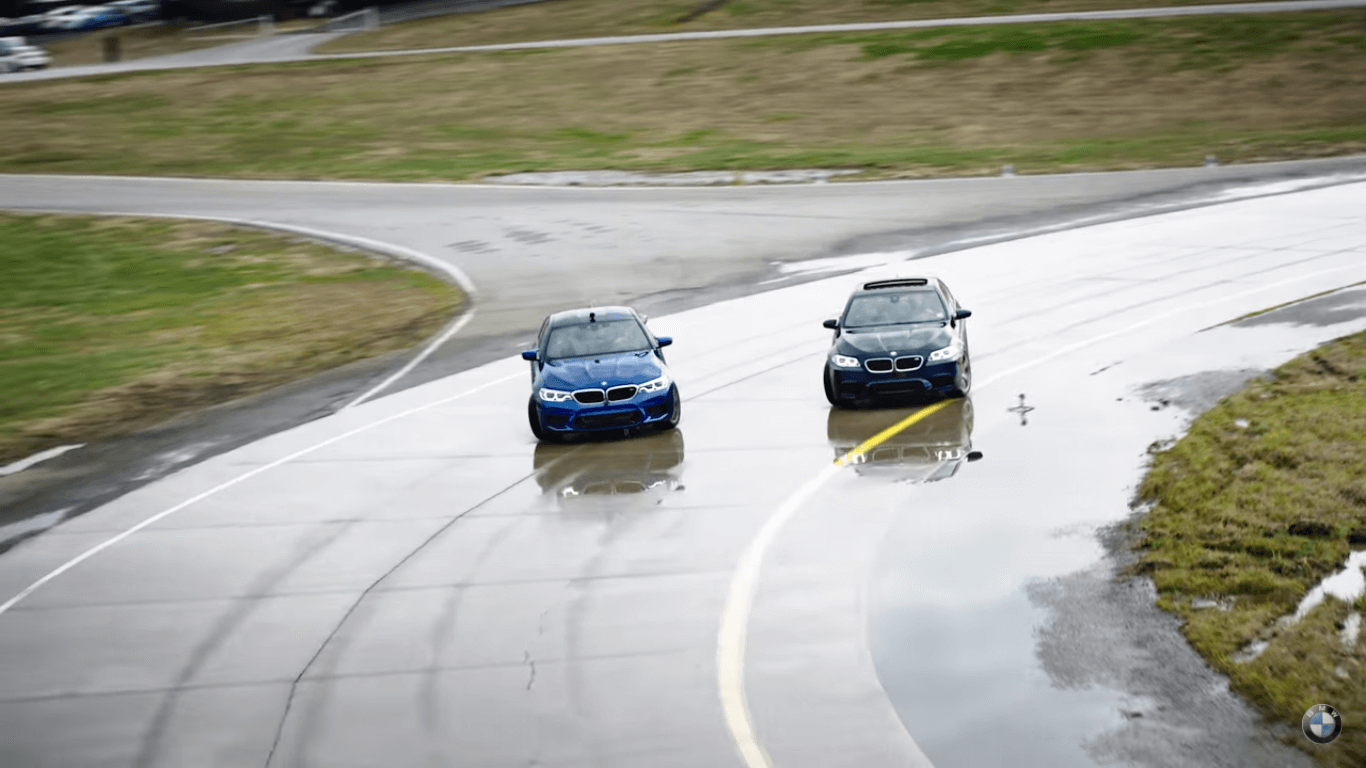 Con este extraño vídeo de dos BMW M5 haciendo drift nos quieren convencer de la llegada de la tracción total