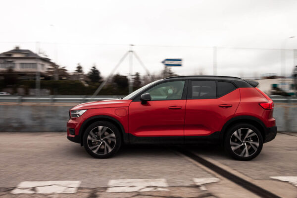 BMW X2 25e y Volvo XC40 T4 Recharge