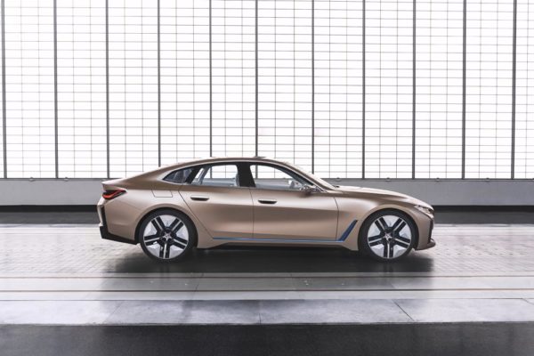 BMW i4 Revista CAR