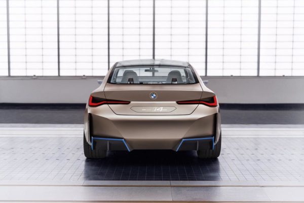 BMW i4 Revista CAR