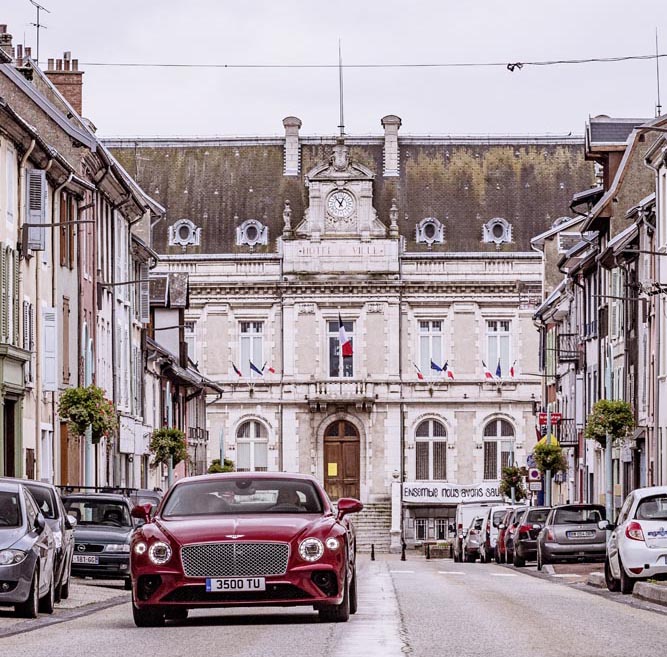 Bentley Continental GT ciudad