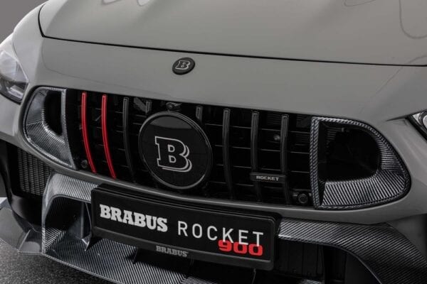 Brabus Rocket 900 parrilla