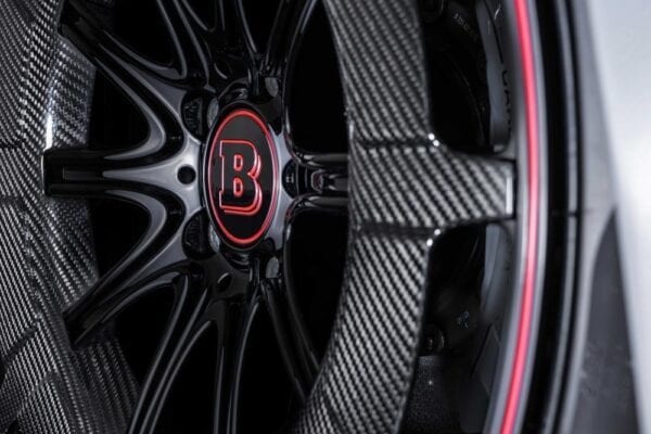 Brabus Rocket 900 detalle llanta