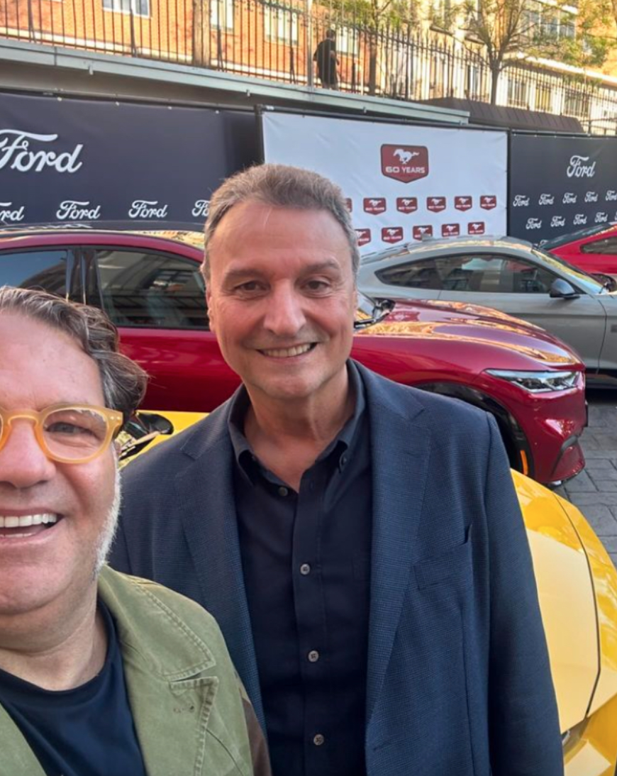 Emilio Olivares junto a Jesús Alonso, presidente y consejero delegado de Ford Iberia