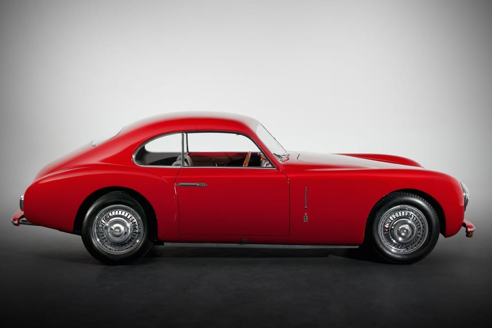 ¿Qué 6 coches forman parte de la exposición permanente del MoMA?