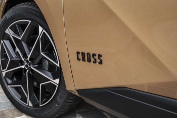 DS 4 Cross