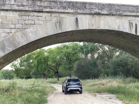 Dacia Duster GLP trasera puente