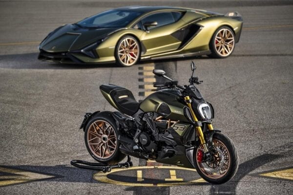 Ducati Diavel 1260 Lamborghini y Lamborghini sian