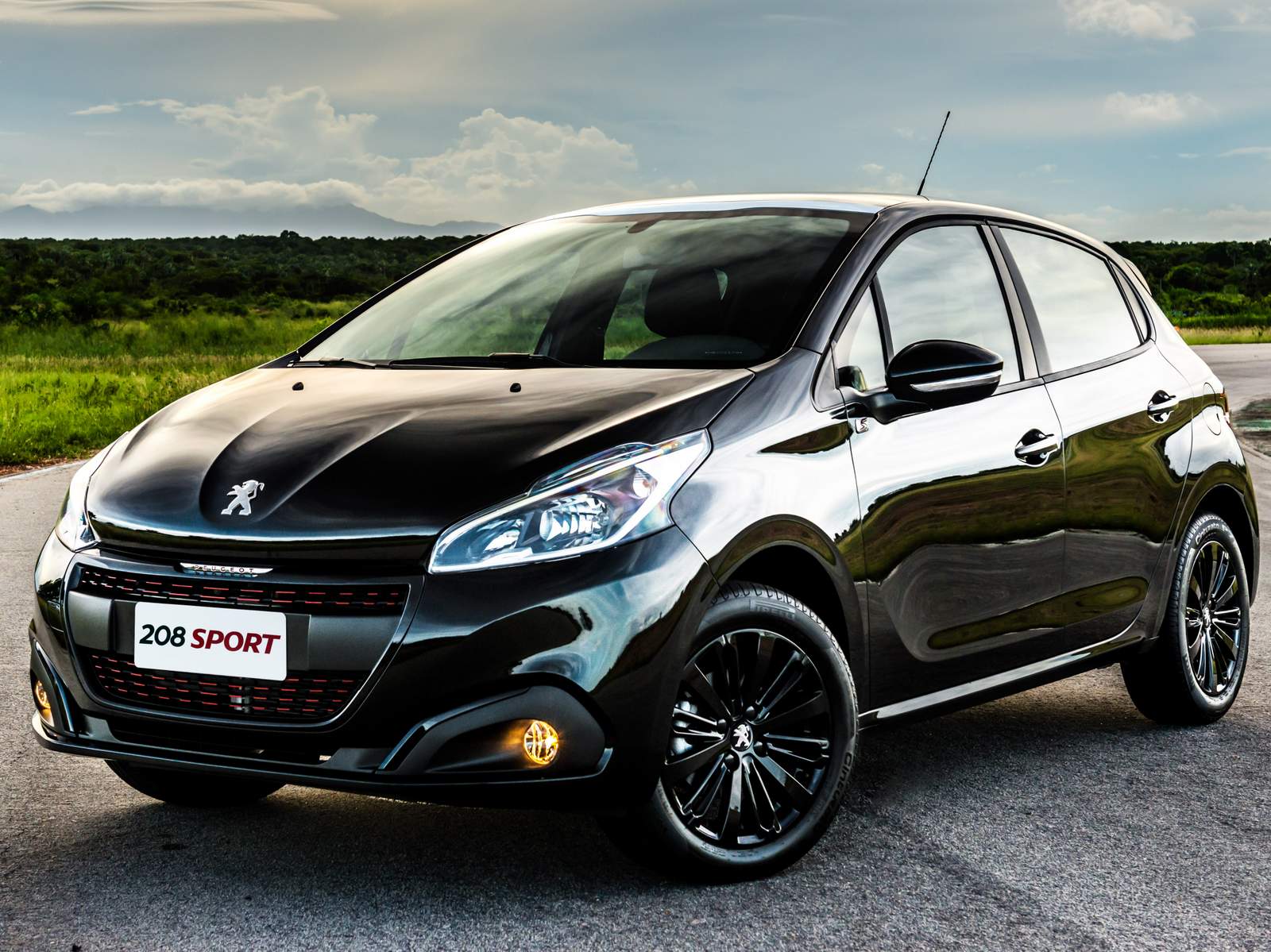 El Peugeot 208 2017 tendrá una versión 100% eléctrica