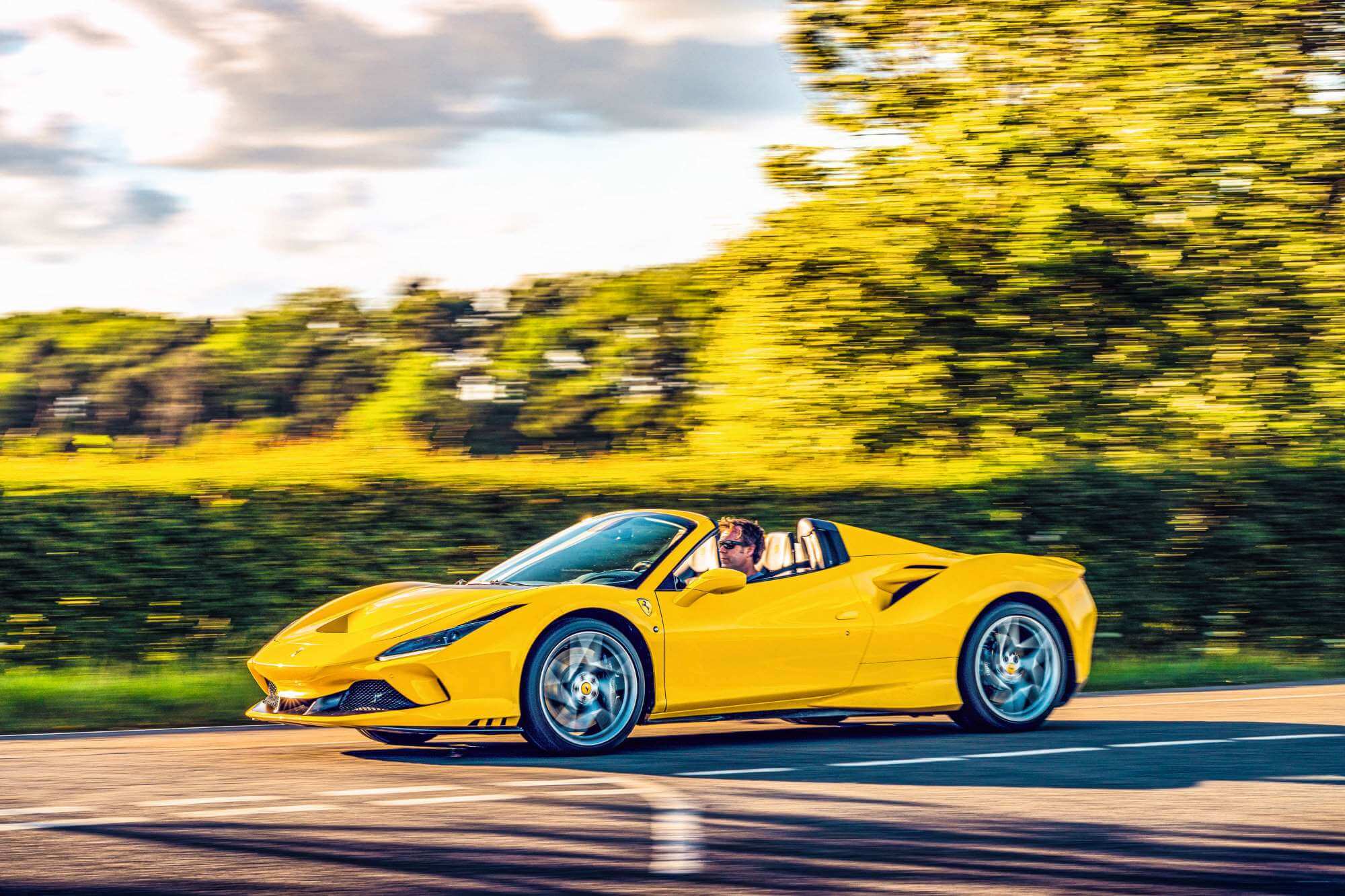 Prueba Ferrari F8 Spider: concierto unplugged