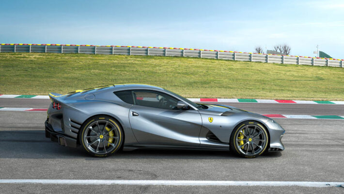 Ferrari presenta su evolución del 812 Superfast 