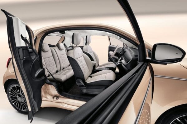 Fiat 500 3+1 interior