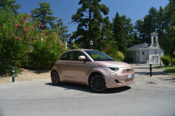 Prueba Fiat 500e Trepiuno