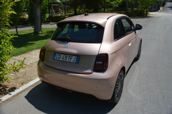 Prueba Fiat 500e Trepiuno