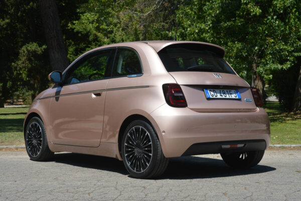 Prueba Fiat 500e Trepiuno