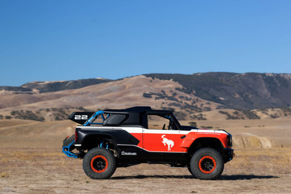 Ford Bronco DR, un V8 para exprimir en el desierto