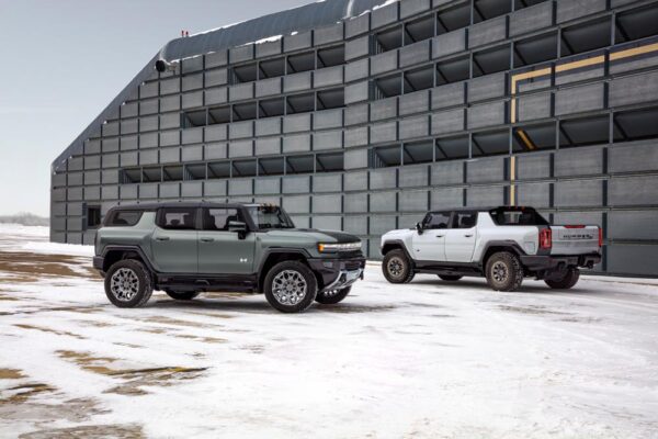 GMC Hummer EV SUV, la versión más civilizada del nuevo mito 4×4 eléctrico