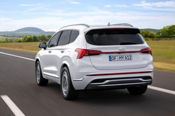  Hyundai Santa Fe 2021 trasera movimiento