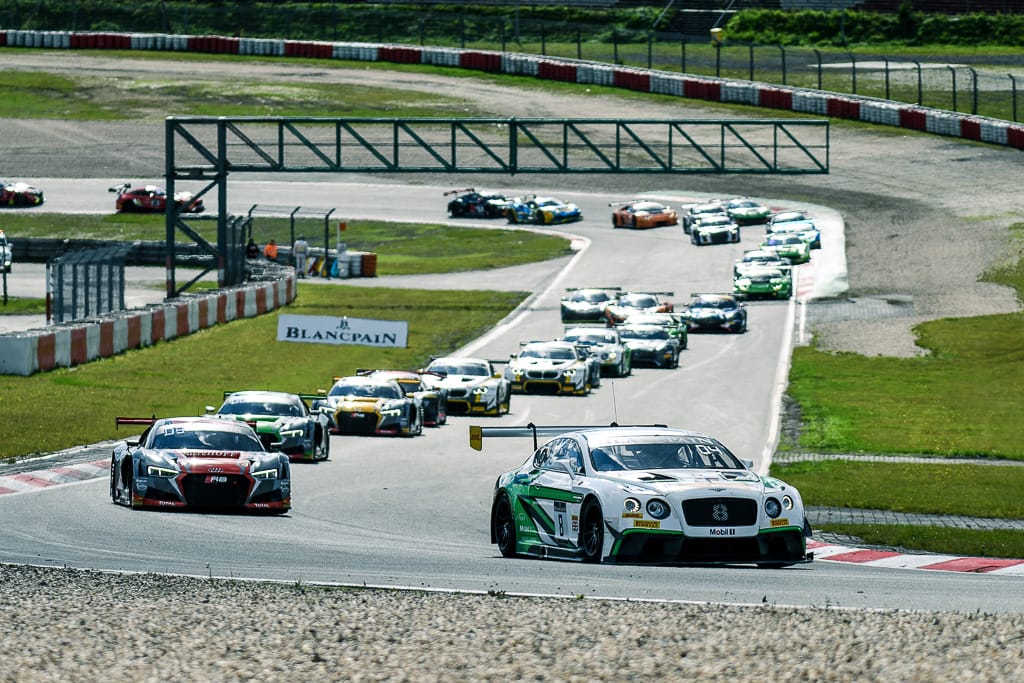 Todo o nada, los Bentley Boys  lucharán por el campeonato en Montmeló