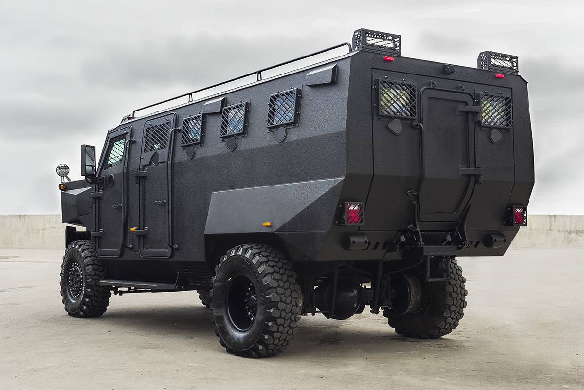 Inkas Superior APC/AMEV 4×4: monstruo apto para subir montañas