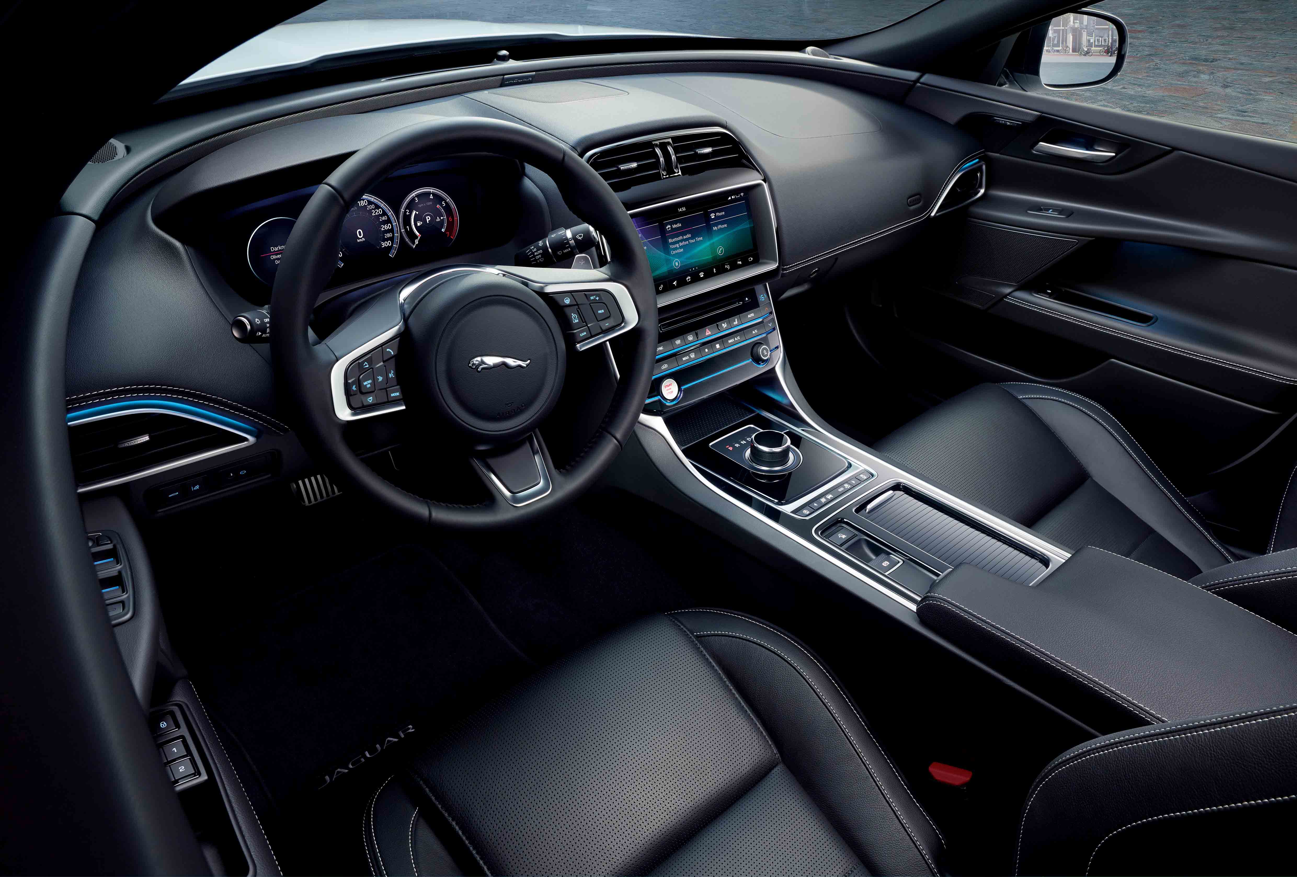 Jaguar XE Landmark Edition