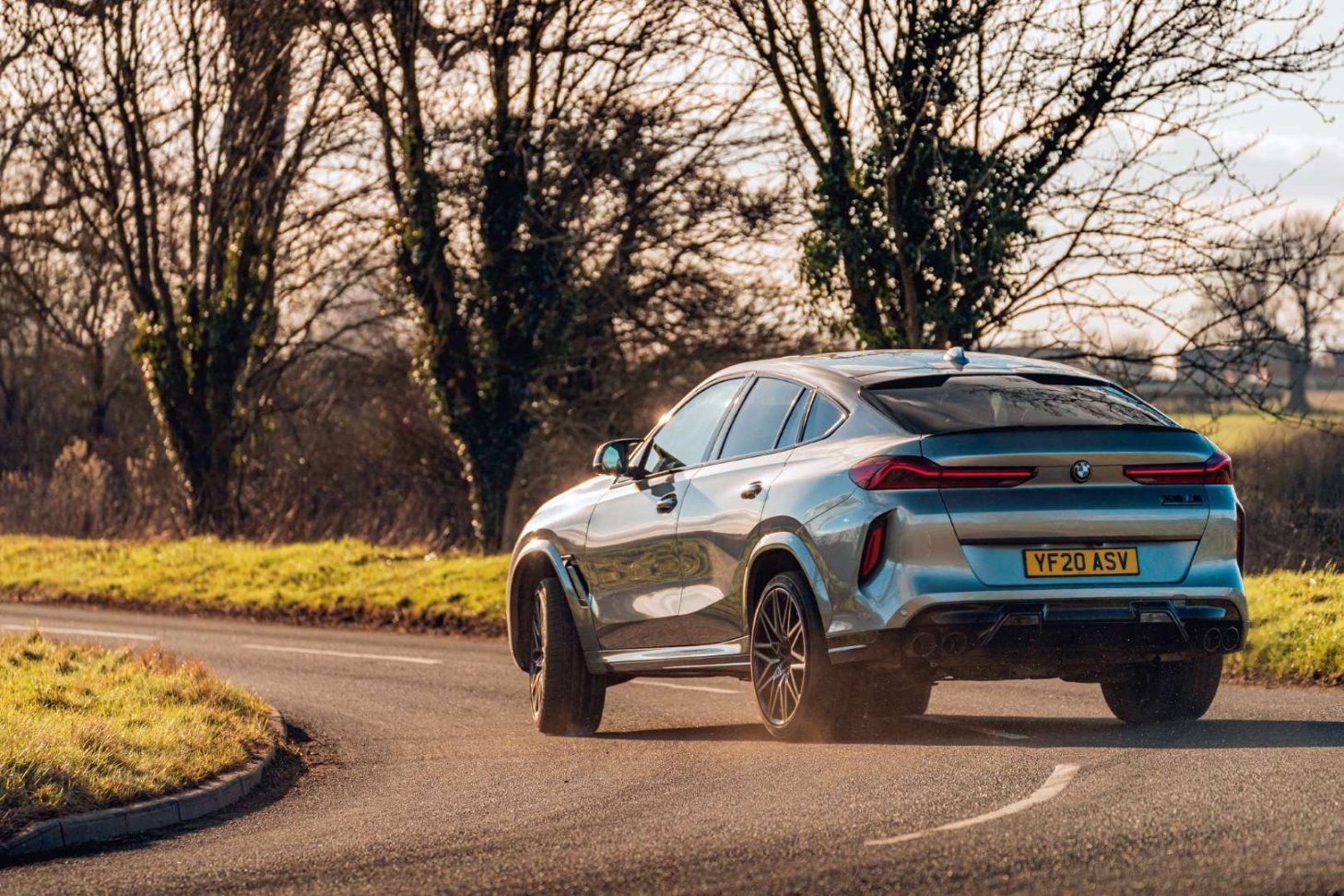 Jaguar F-Pace SVR