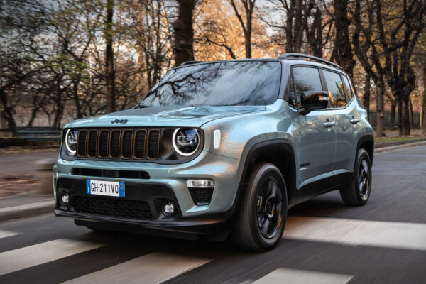 Llegan los Jeep Compass y Renegade e-Hybrid, 130 CV y mucha importancia a la conducción eléctrica