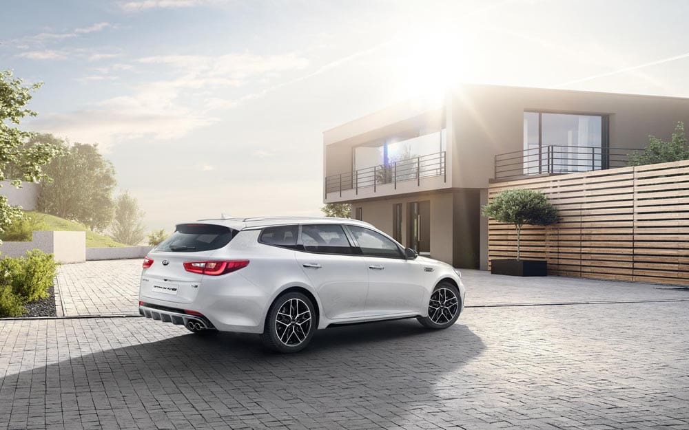 El Kia Optima 2018 se renueva por fuera y por dentro con motores de hasta 245 CV