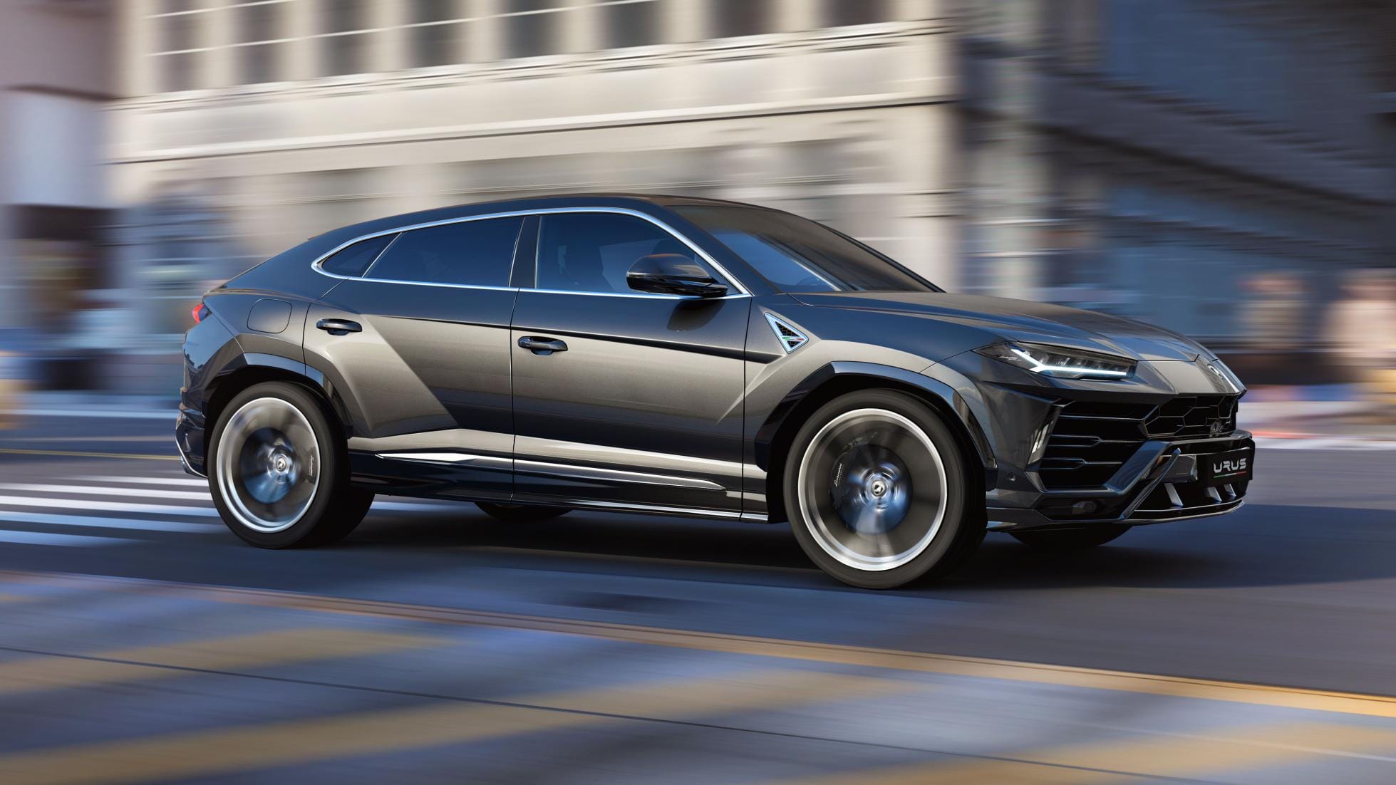 Lamborghini_Urus_2018