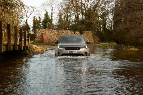 Land Rover Discovery 2021 vadeo 