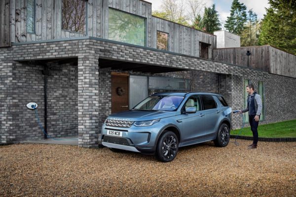 Land Rover Discovery Sport P300e, 309 CV y 62 km de autonomía EV para el primer Discovery híbrido enchufable