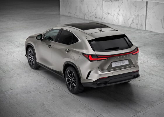 Lexus NX 2021