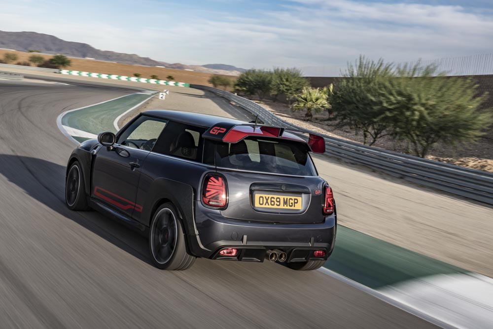 MINI JCW GP 2020 en circuito