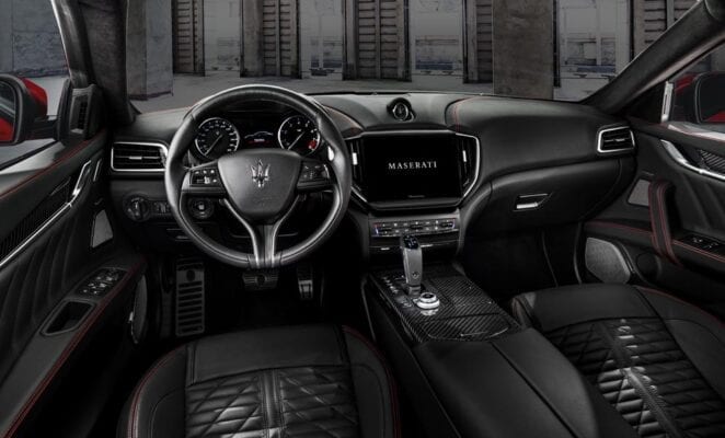 Maserati Ghibli Trofeo interior