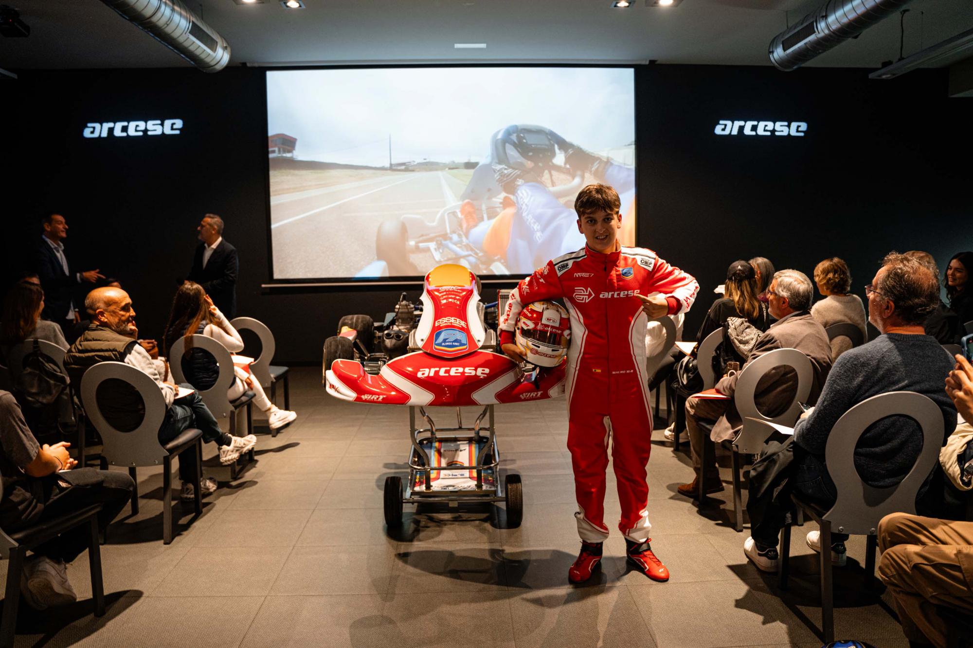 ARCESE impulsa el debut en karting profesional de Mauro Mesonero-Romanos