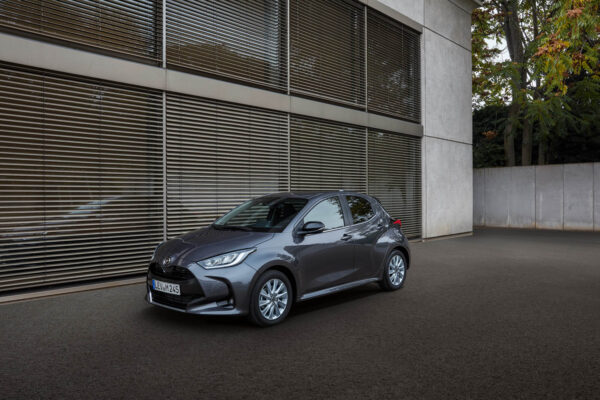 Mazda 2 Hybrid, su primer híbrido no es «suyo»