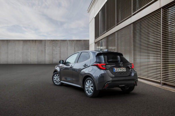 Mazda 2 Hybrid