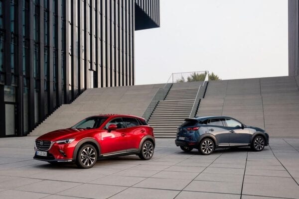 Mazda CX-3 2021 rojo y gris