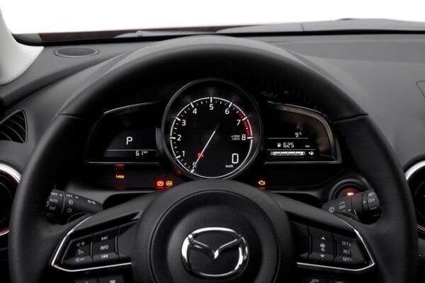 Mazda CX-3 2021 cockpit