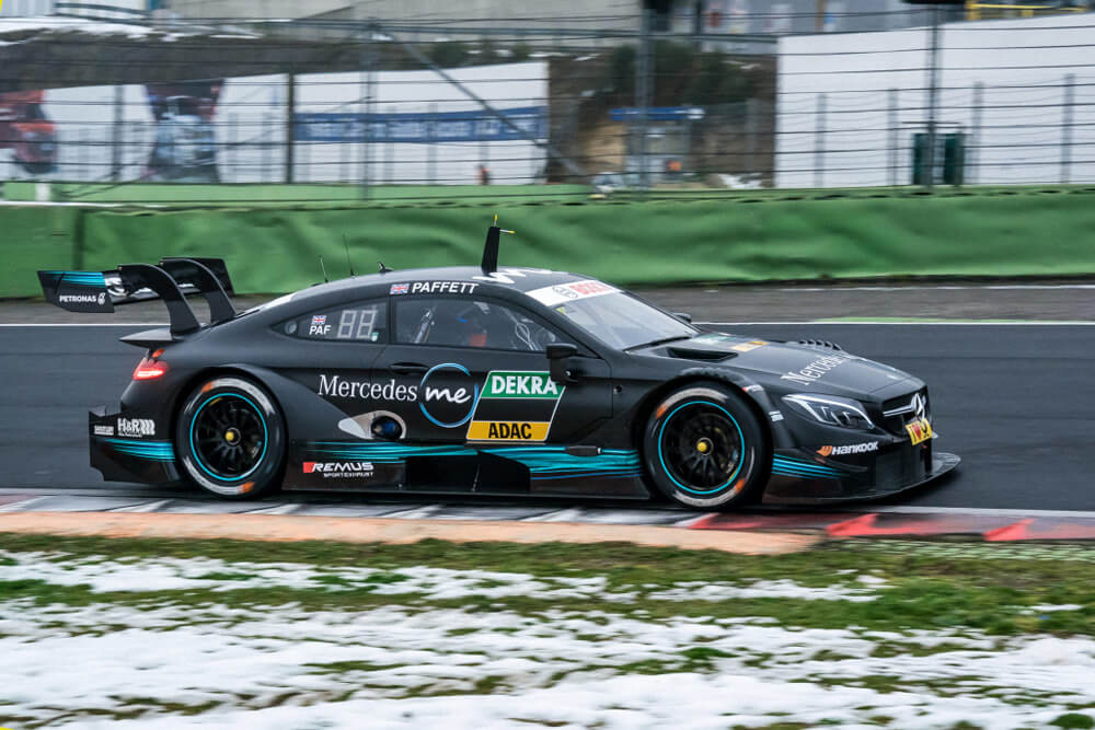 Ni la nieve ni la lluvia pueden con el Mercedes-AMG C 63 DTM y su primer test en el circuito italiano