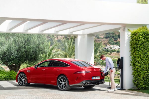 Mercedes AMG GT 63 S E PERFORMANCE, 843 CV de máxima potencia híbrida