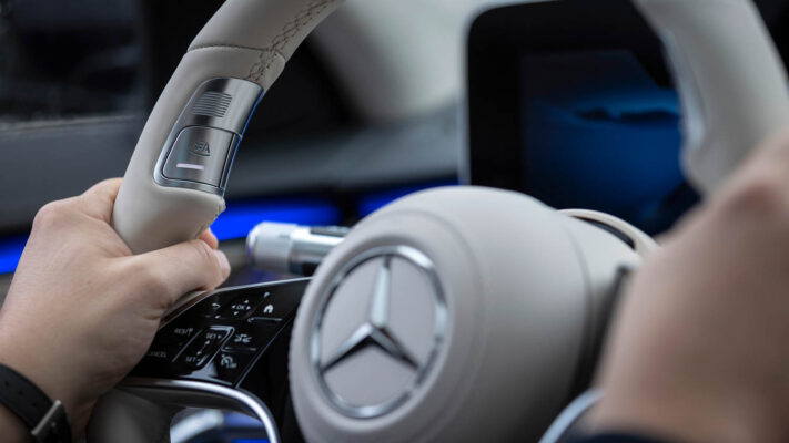 Mercedes-Benz se pone a la cabeza de la conducción autónoma