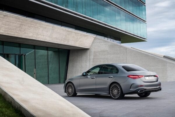 Mercedes Clase C 2021 trasera