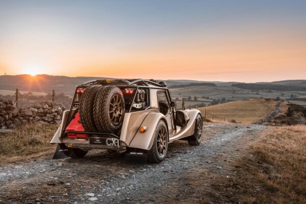 Morgan Plus Four CX-T, off-road salvaje con estilo inglés