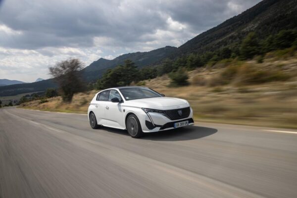 Nuevo Peugeot 308 blanco frontal