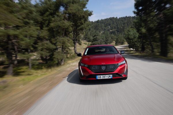 Nuevo Peugeot 308 SW frontal