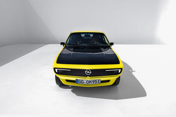 Opel Manta GSe prueba