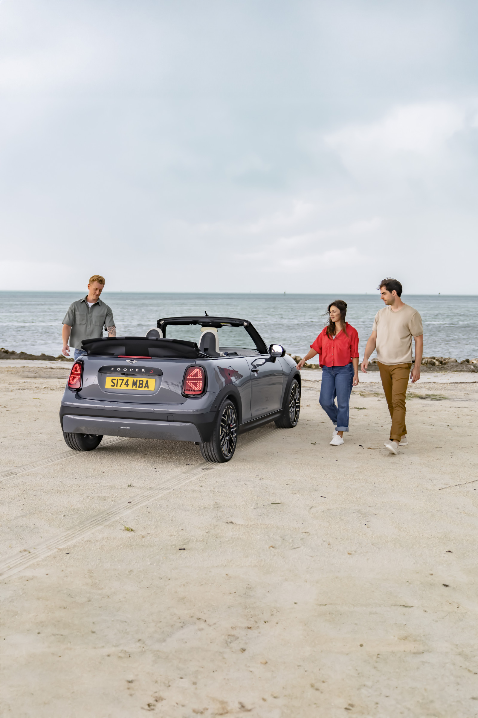 Mini Cooper Convertible Un vehículo versátil y divertido